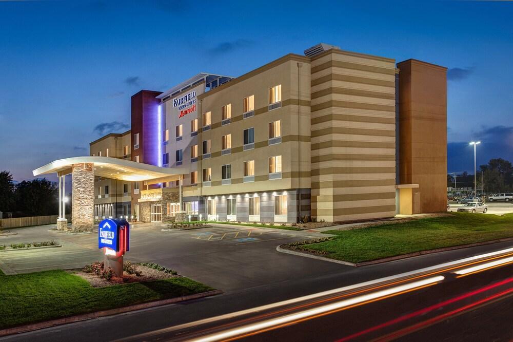 Fairfield Inn & Suites By Marriott Camarillo Bagian luar foto
