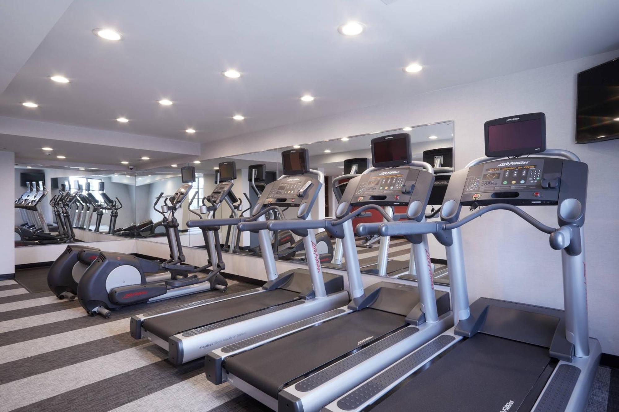 Fairfield Inn & Suites By Marriott Camarillo Bagian luar foto