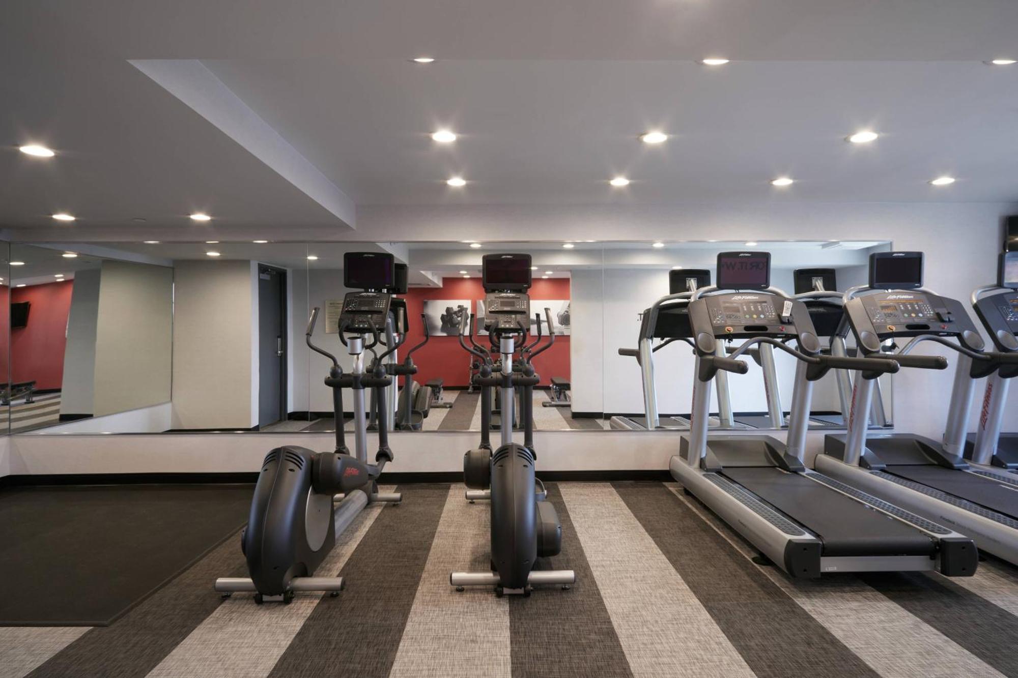 Fairfield Inn & Suites By Marriott Camarillo Bagian luar foto
