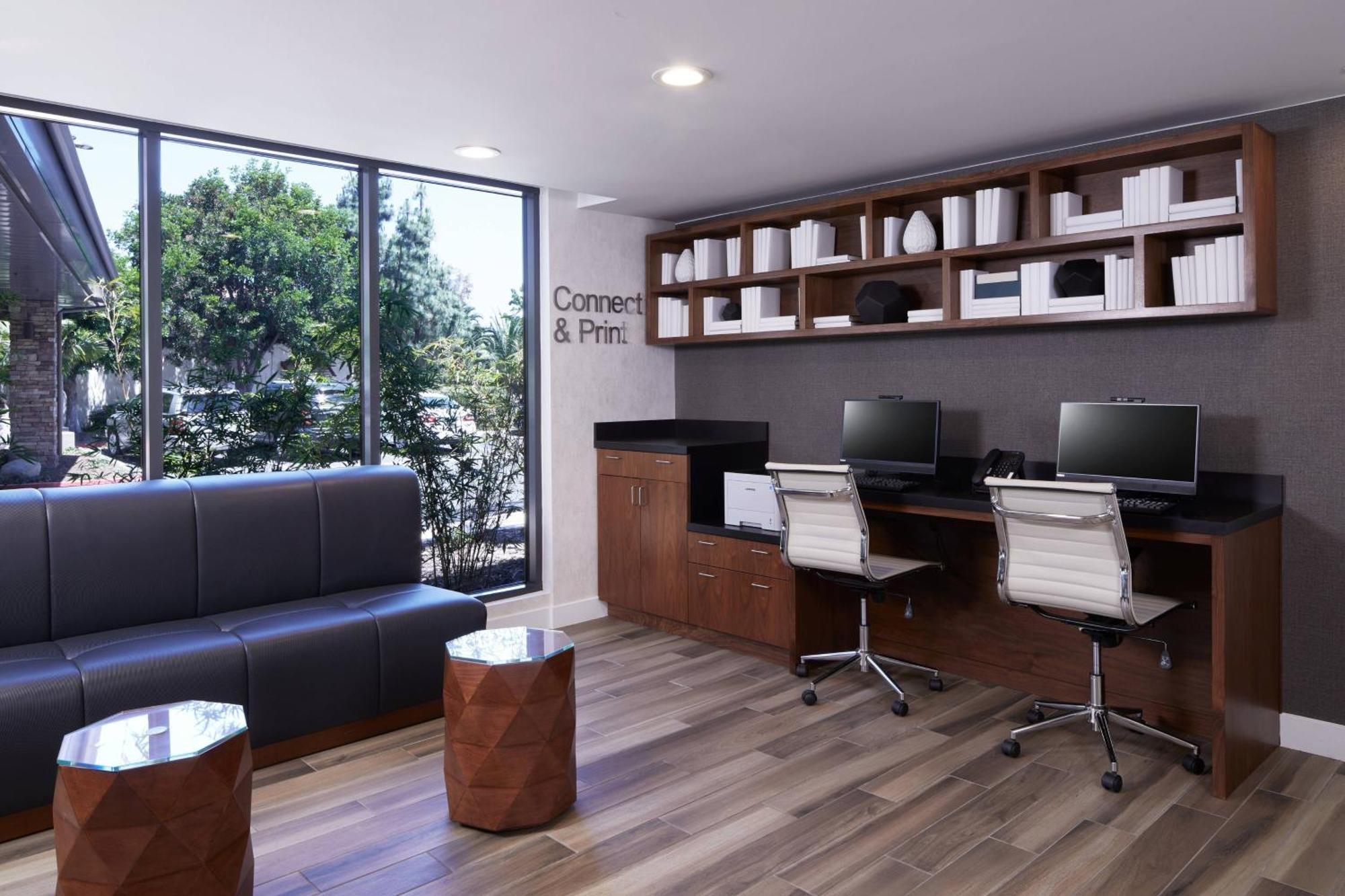 Fairfield Inn & Suites By Marriott Camarillo Bagian luar foto