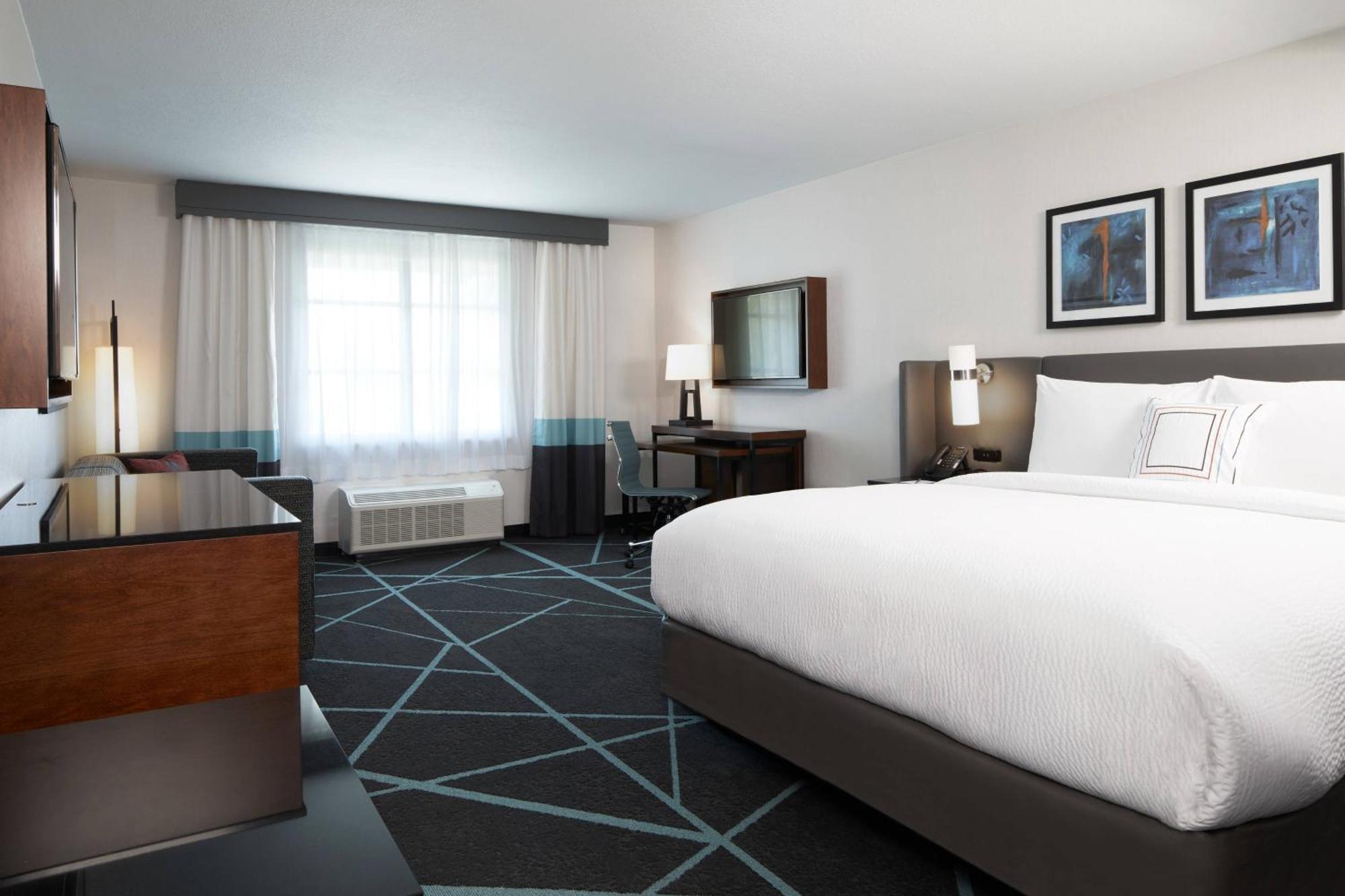 Fairfield Inn & Suites By Marriott Camarillo Bagian luar foto