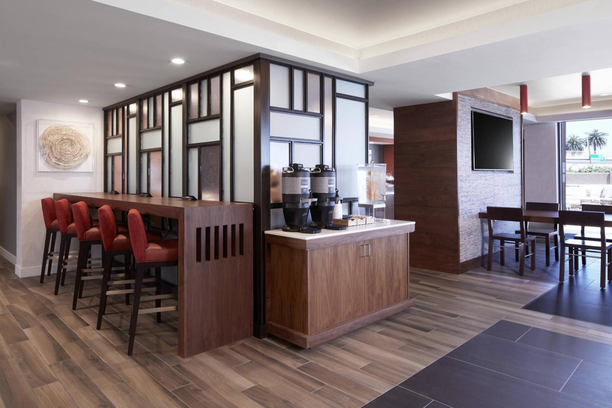 Fairfield Inn & Suites By Marriott Camarillo Bagian luar foto