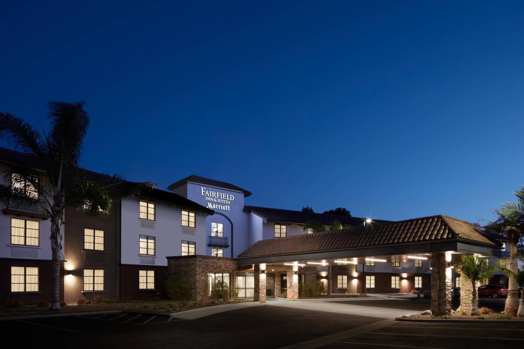 Fairfield Inn & Suites By Marriott Camarillo Bagian luar foto