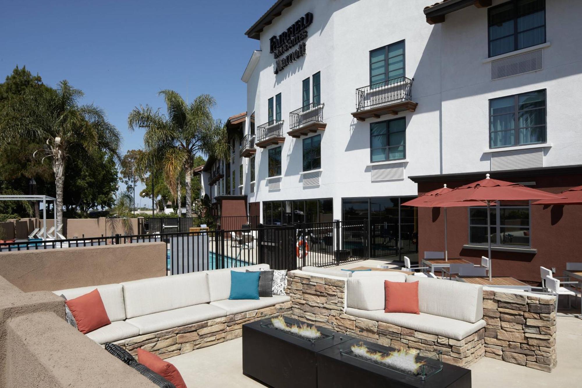 Fairfield Inn & Suites By Marriott Camarillo Bagian luar foto